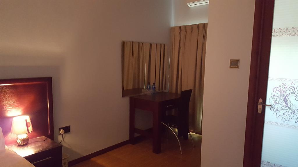 White City Inn 哈博罗内 外观 照片